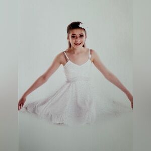 A WISH COME TRUE Size 11/12 Intermediate Child White & Silver Dance Dress